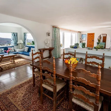 Casa Maclaren, Lanzarote * Nazaret