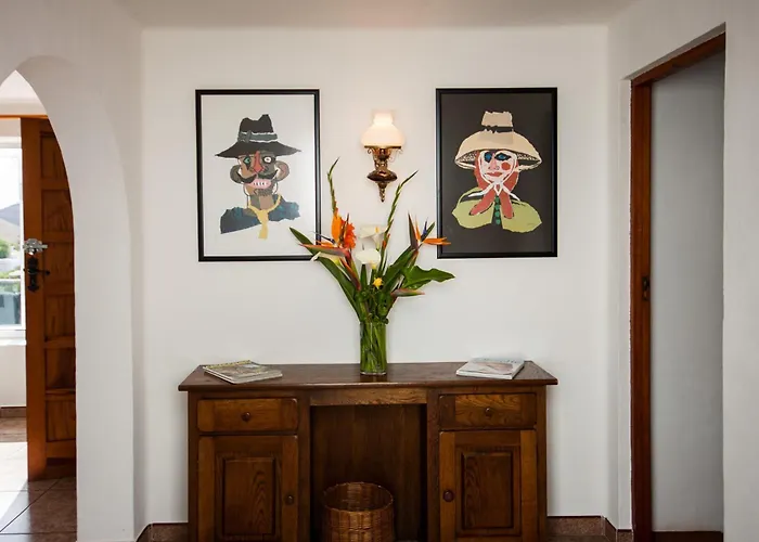 Willa Casa Maclaren, Lanzarote Nazaret